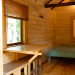 Četrvietīgs namiņš pie ezera