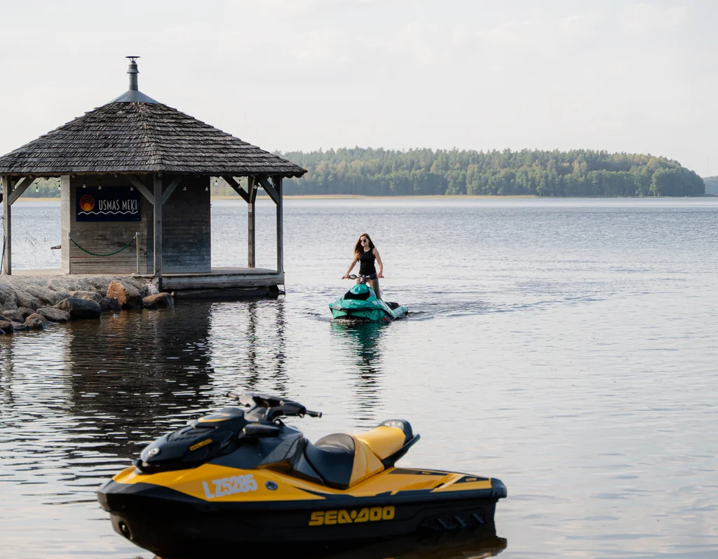 Ūdens motociklu noma