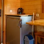 Četrvietīgs namiņš pie ezera